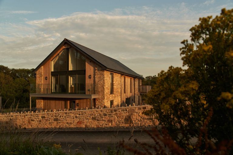 The Executive Barn, Cookswood