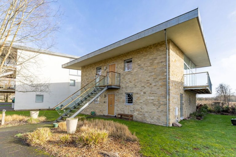 62 Howells Mere, The Lower Mill Estate